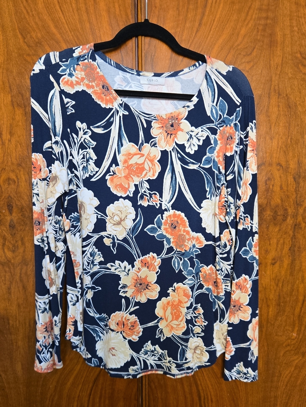 Cupio Navy Long-Sleeve Floral Top with Peach & Cream Blooms